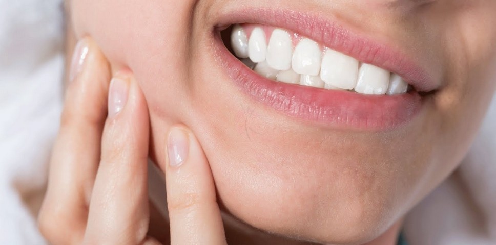 Zobu saknes cistas radītās zobu sāpes