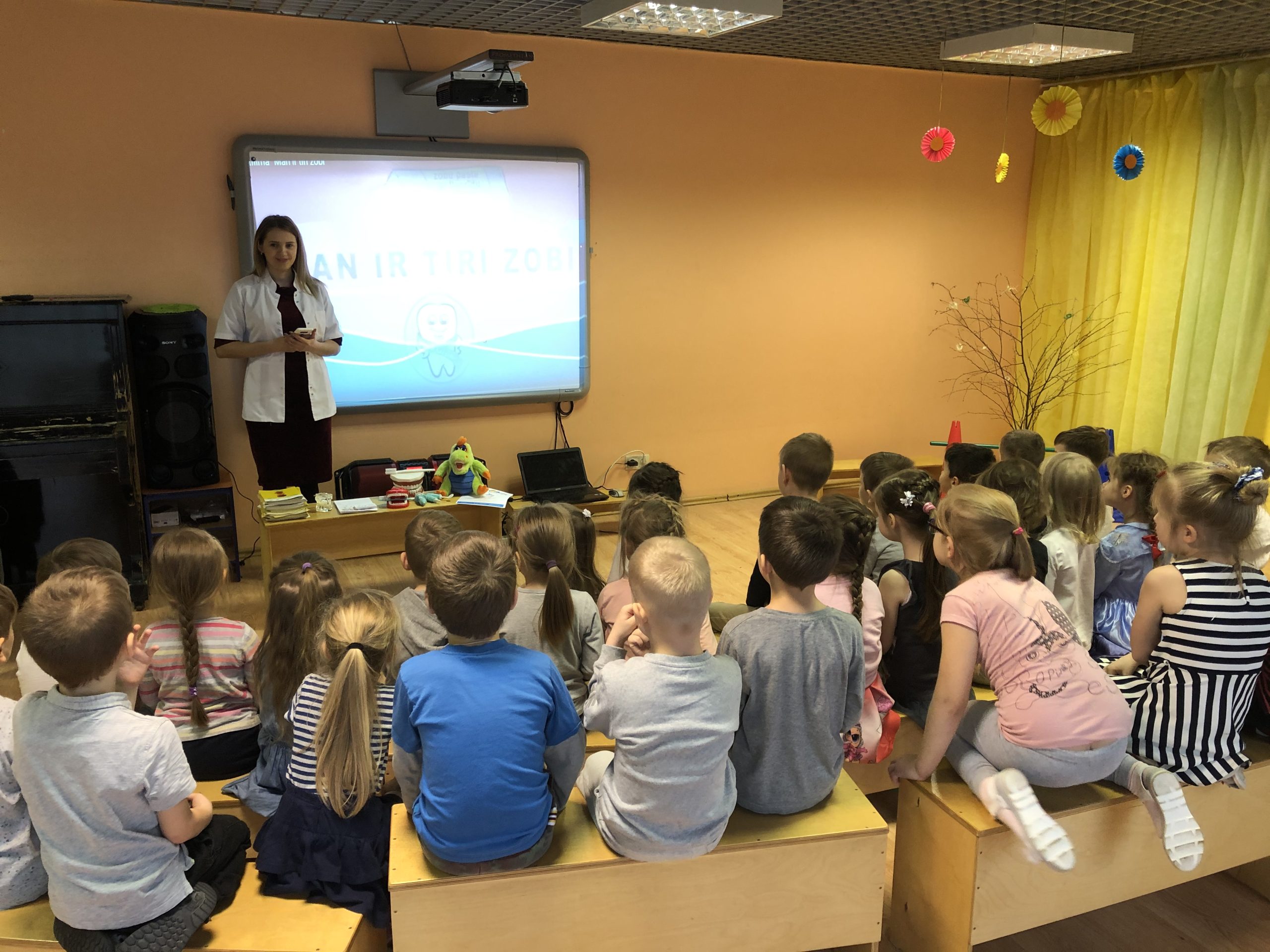 Семинар детям про здоровье зубов